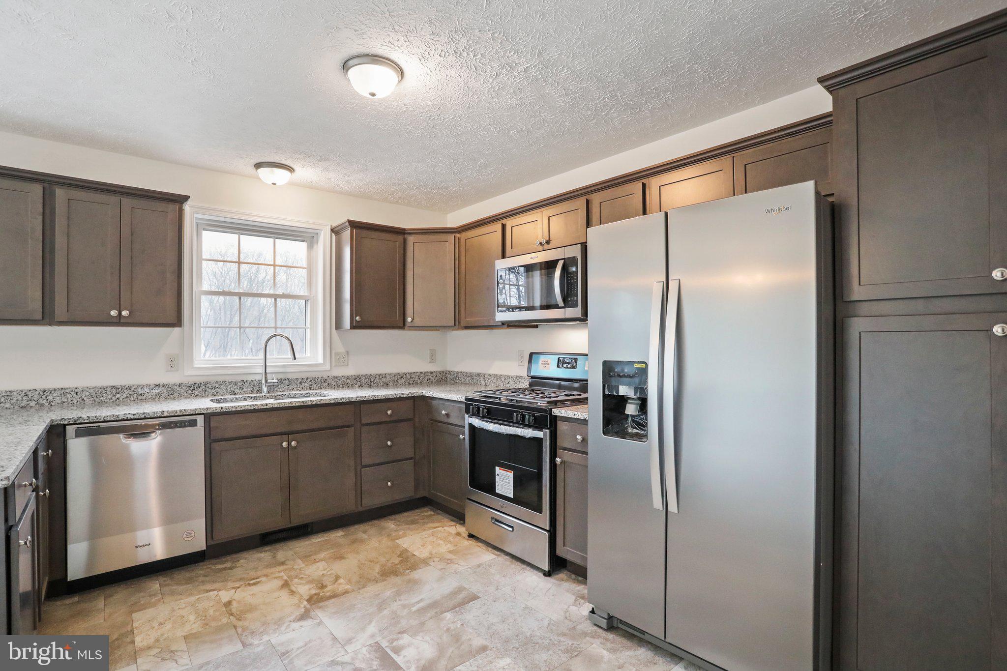 794 Forest Road Chambersburg, PA 17202 - Photo 7 of 33 kitchen