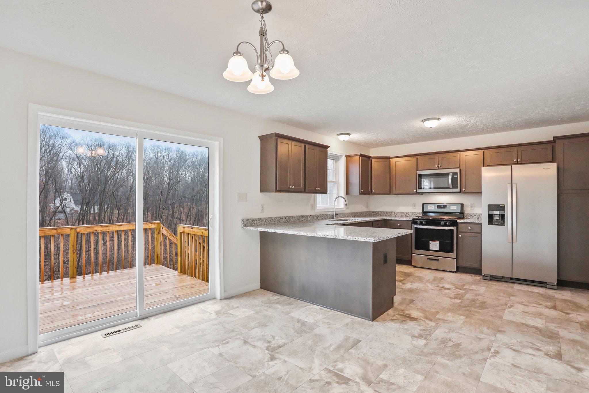 794 Forest Road Chambersburg, PA 17202 - Photo 9 of 33 dining / kitchen