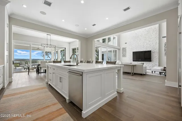 $3,350,000 | 737 Shipwatch Drive East, Jacksonville, FL 32225