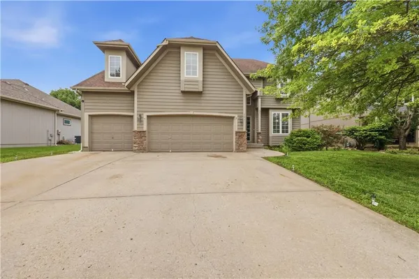$420,000 | 361 West Westhoff Place, Gardner, KS 66030