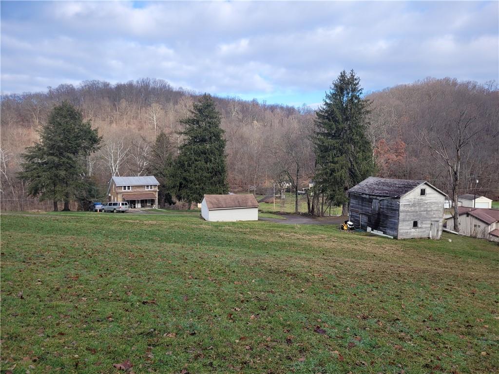 2140 Bennetts Run Road Beaver Falls, PA 15010 - Photo 4 of 14 Gallery Image 4