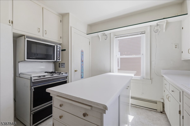 15 Kennedy Road Morris Plains, NJ 07950 - Photo 14 of 37