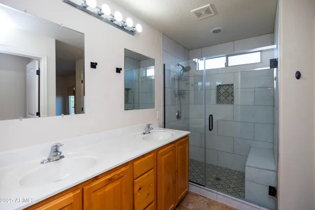 $389,000 | 1315 Paso Robles Avenue, Sierra Vista, AZ 85635