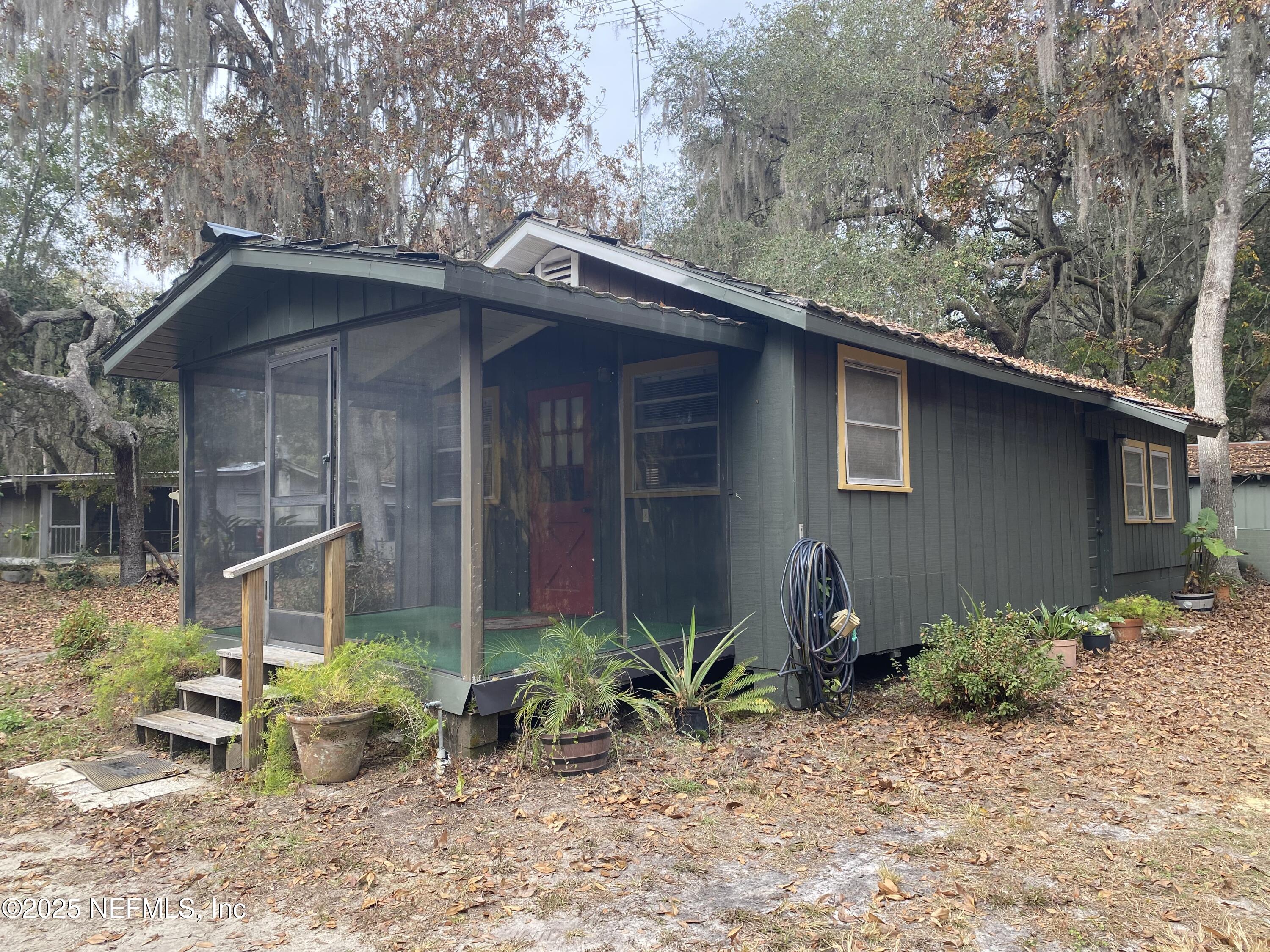 8093 Breezy Point Road East Keystone Heights, FL 32656 - Photo 2 of 35 SECOND CABIN