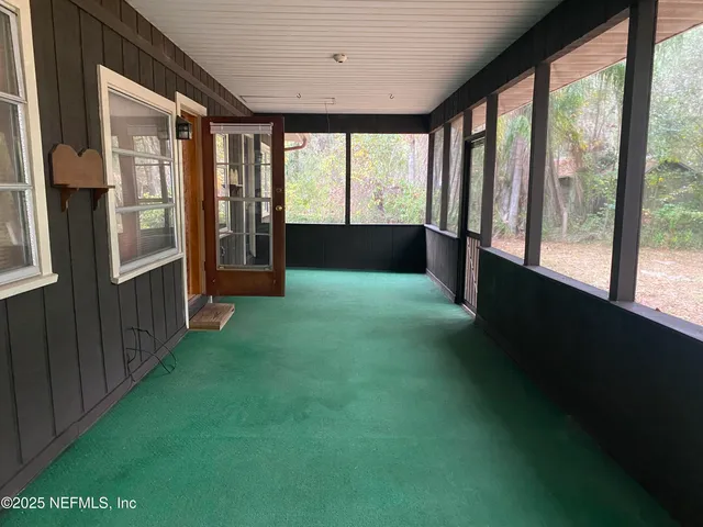 $299,900 | 8093 Breezy Point Road East, Keystone Heights, FL 32656