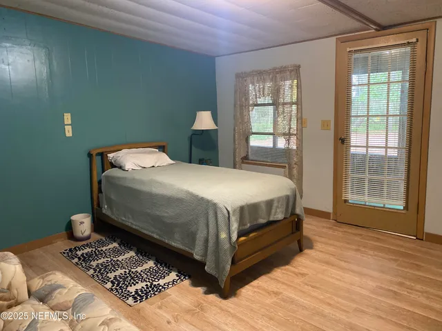 $299,900 | 8093 Breezy Point Road East, Keystone Heights, FL 32656