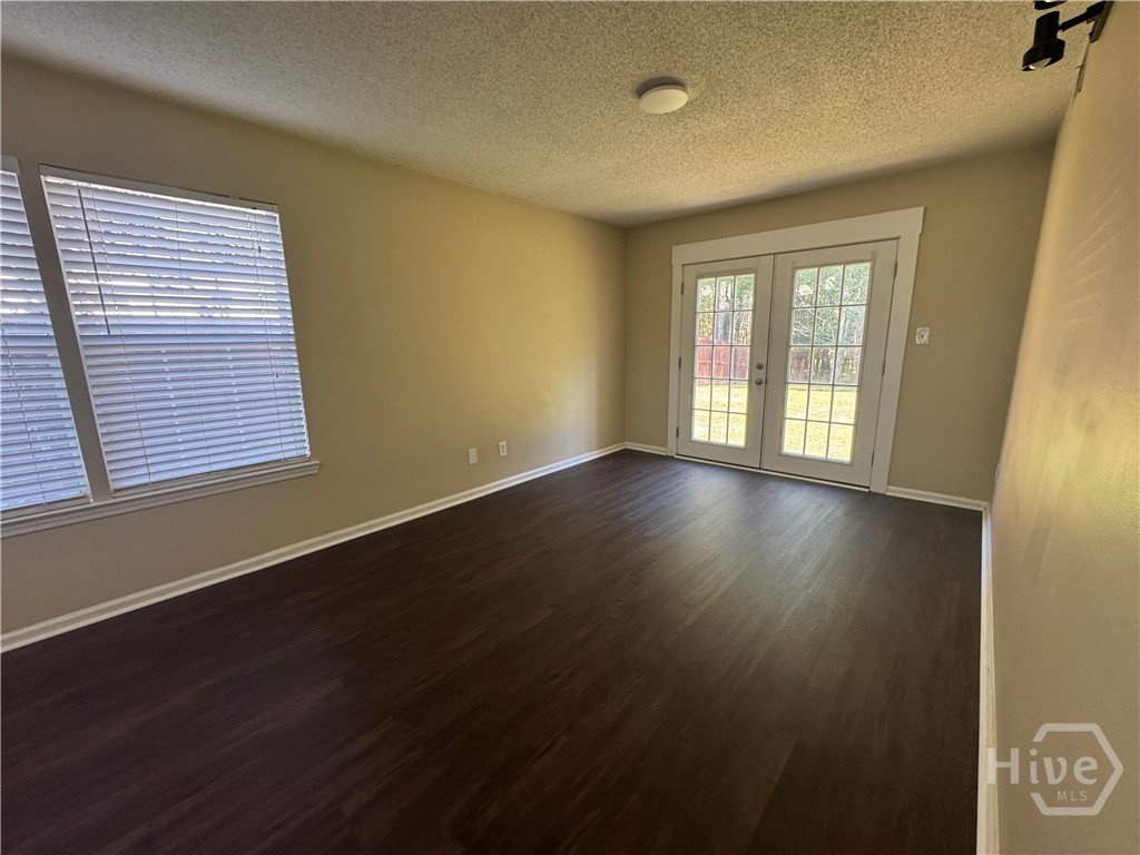 223 Longleaf Circle Pooler, GA 31322 - Photo 4 of 21