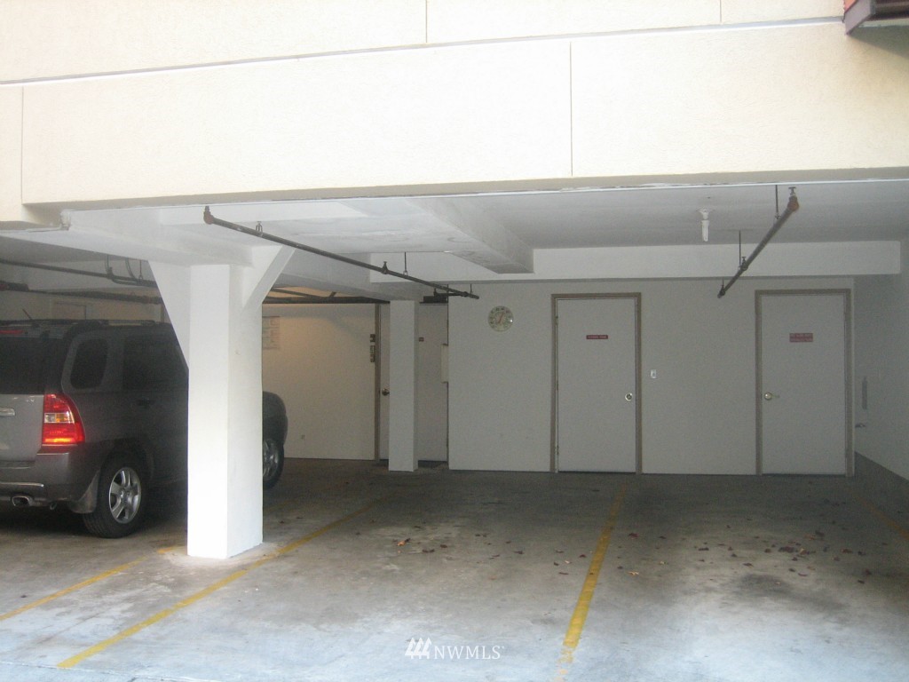 703 North 95th Street Seattle, WA 98103 - Photo 4 of 11 a view of garage