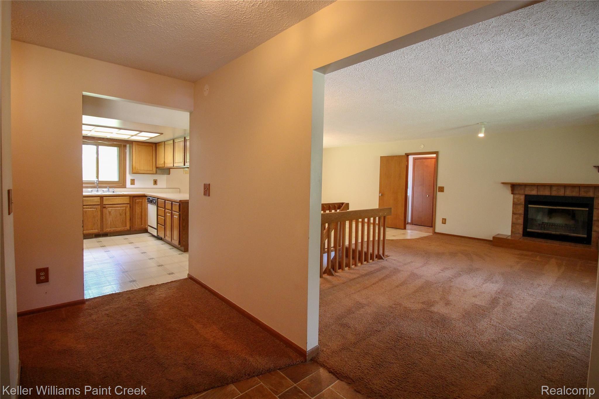 775 South Hurd Road Oxford, MI 48371 - Photo 2 of 30 775 S Hurd-19.jpg