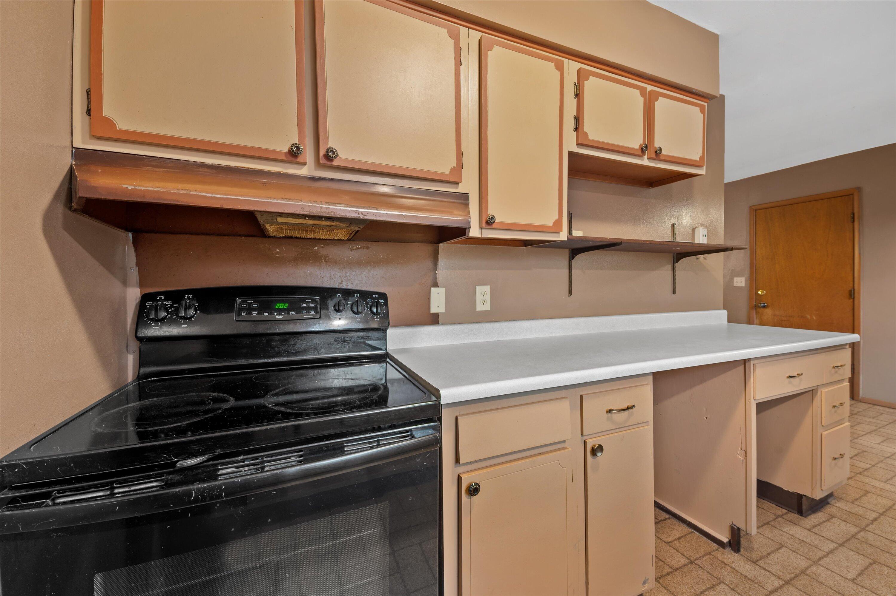 126 Stone Street Beaver Dam, WI 53916 - Photo 7 of 13 Kitchen