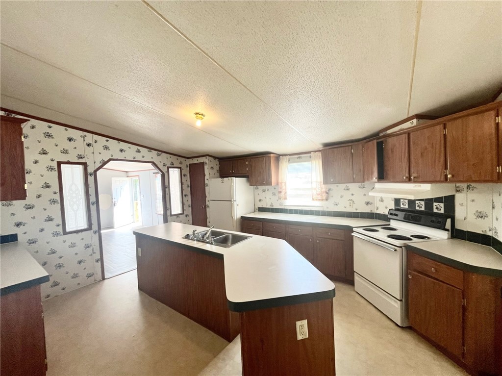 130 State Rd S-4-151 Anderson, SC 29625 - Photo 9 of 23