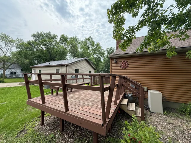 $125,000 | 805 East Elm Street, Redwood Falls, MN 56283