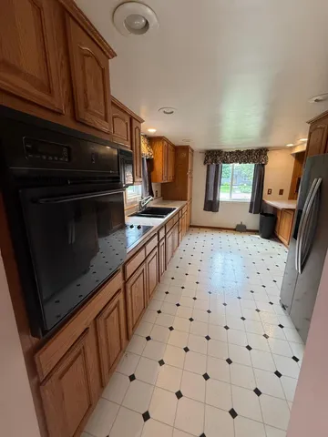 $125,000 | 805 East Elm Street, Redwood Falls, MN 56283