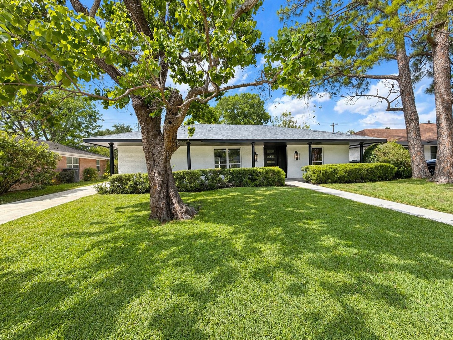 5642 Warm Springs Road Houston, TX 77035 - Photo 16 of 19