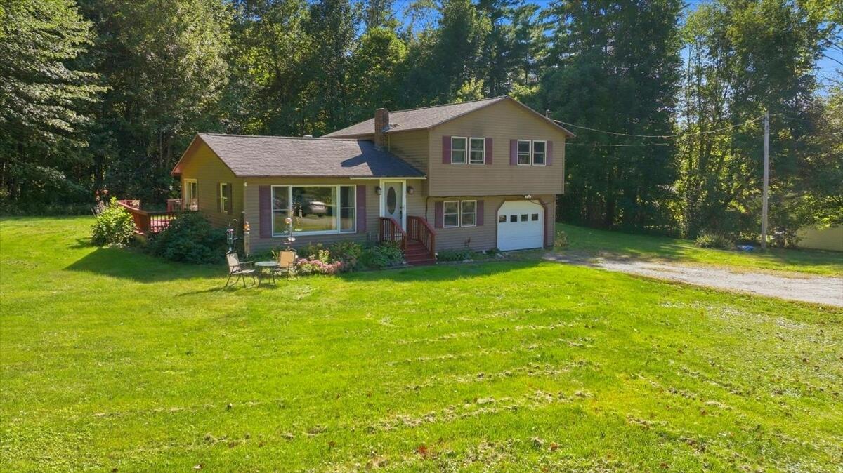 45 Canaan Road Clinton, ME 04927 - Photo 1 of 40 45 Canaan Rd