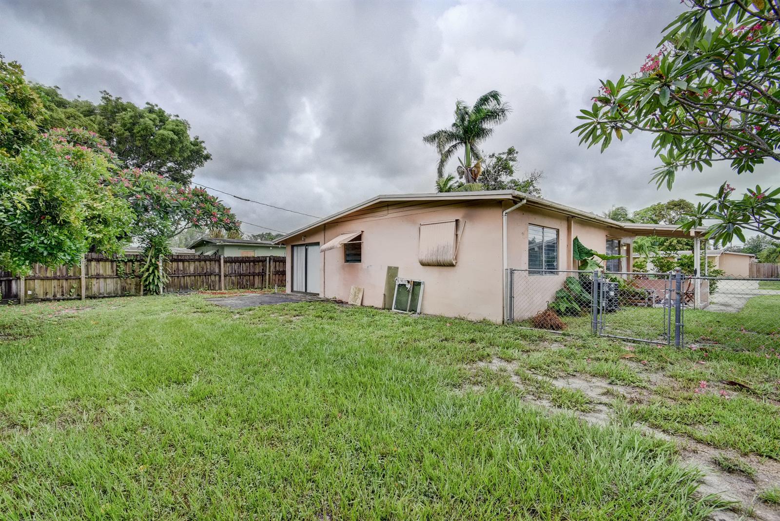 54 Tortuga Road Palm Springs, FL 33461 - Photo 25 of 26
