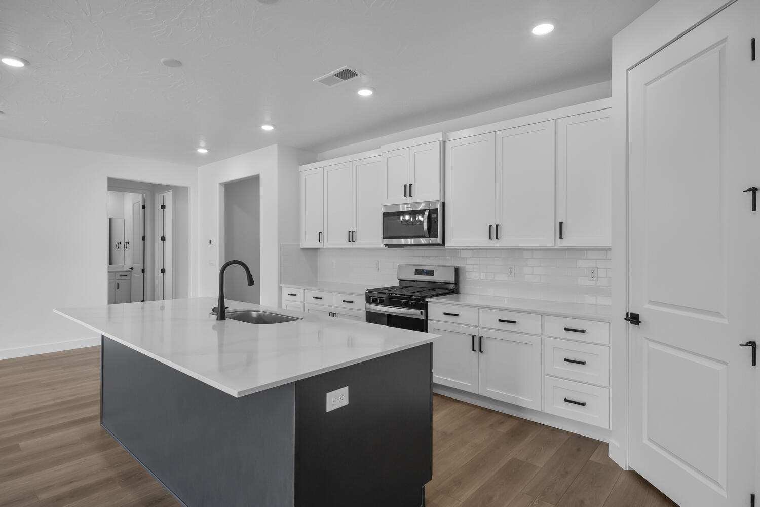 1632 South Staircase Way, Unit 4184 Washington, UT 84780 - Photo 18 of 56 _DSC2861