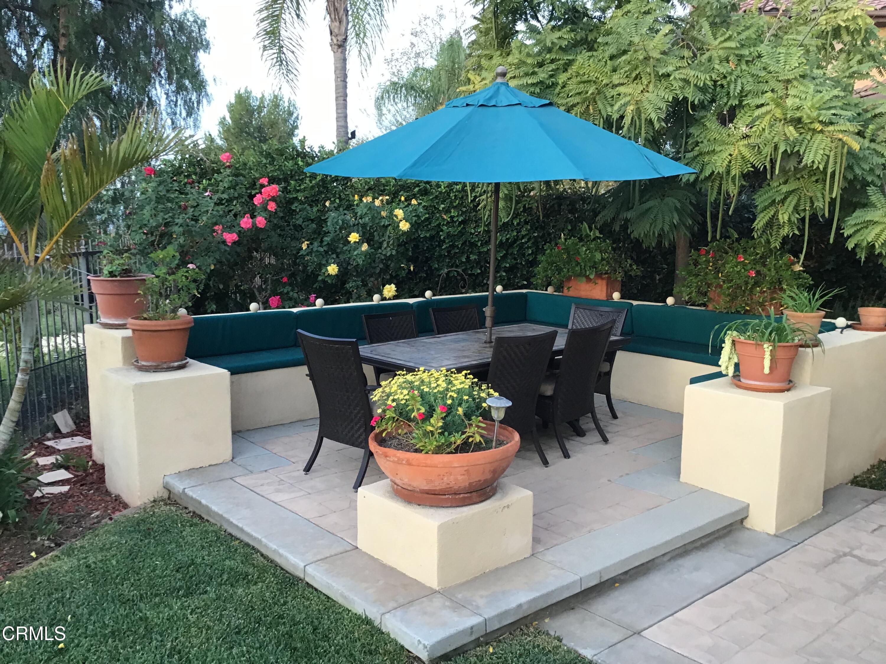 3502 Giddings Ranch Road Altadena, CA 91001 - Photo 27 of 33 a view of a patio with couches and potted plants