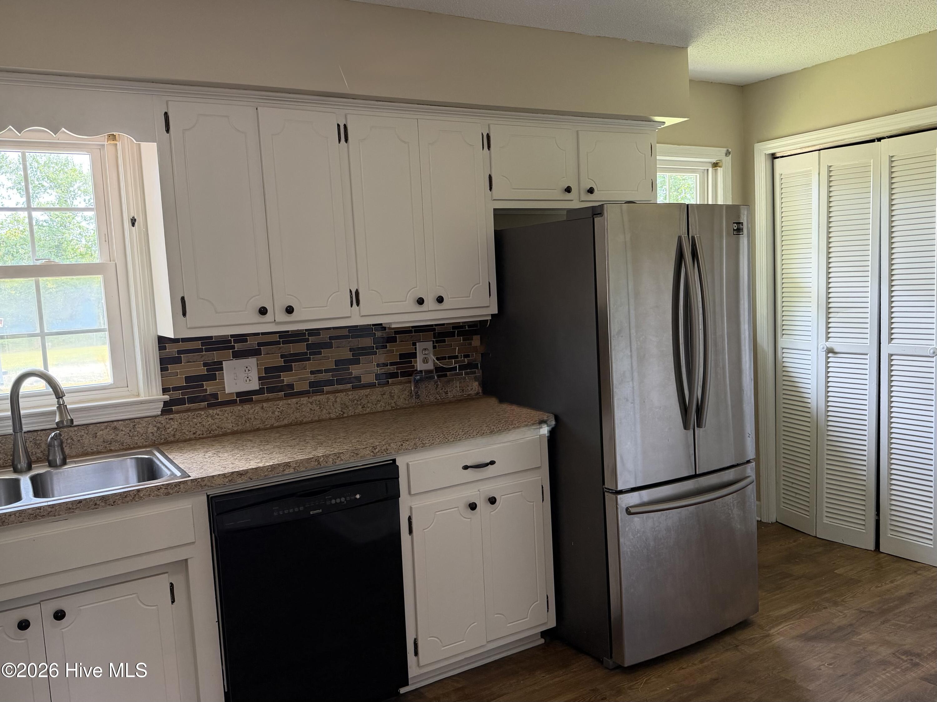 3144 Wintergreen Road Cove City, NC 28523 - Photo 6 of 54 Kitchen