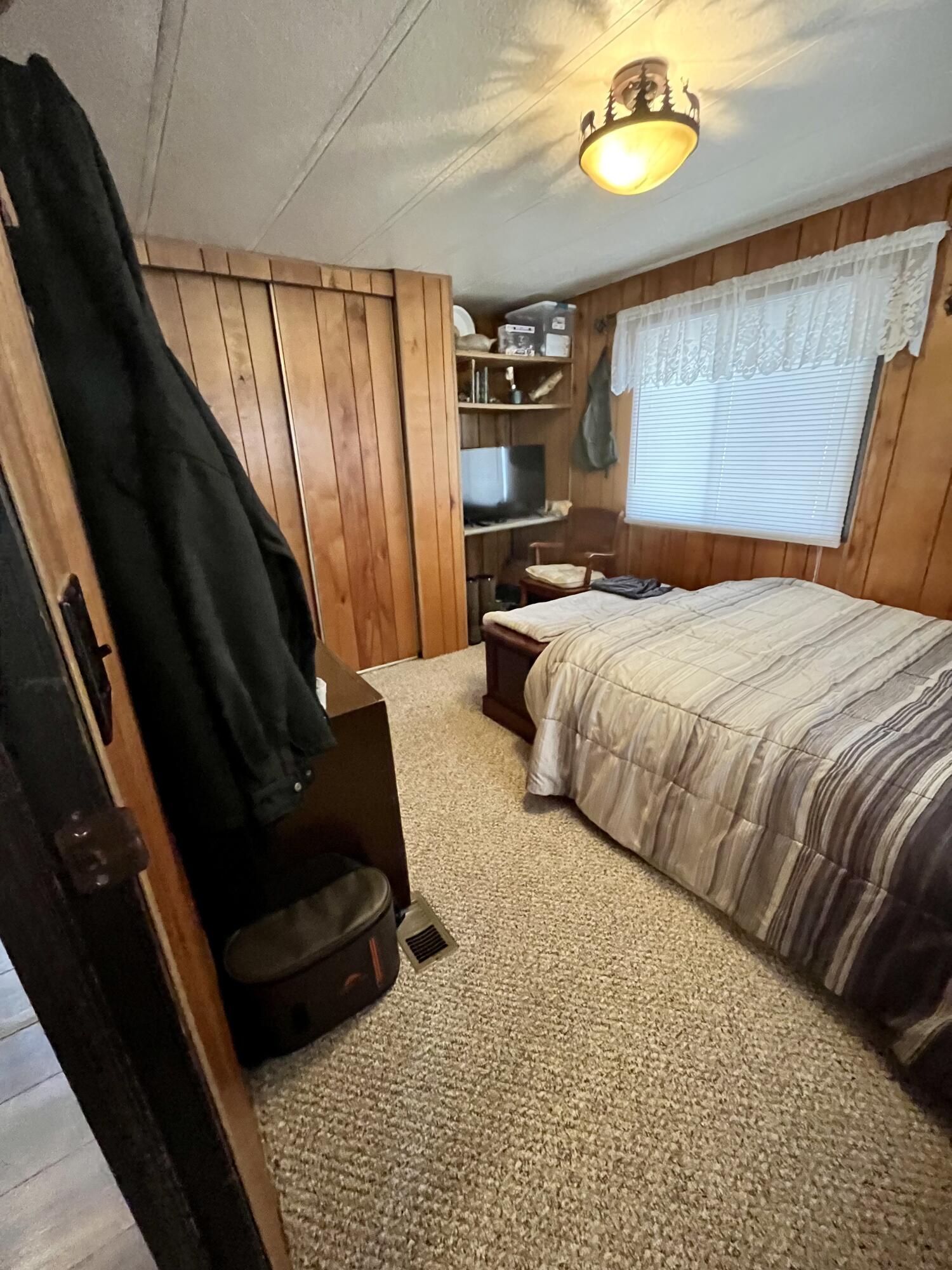 6804 West Deerpath Road Evart, MI 49631 - Photo 5 of 15 IMG_2893