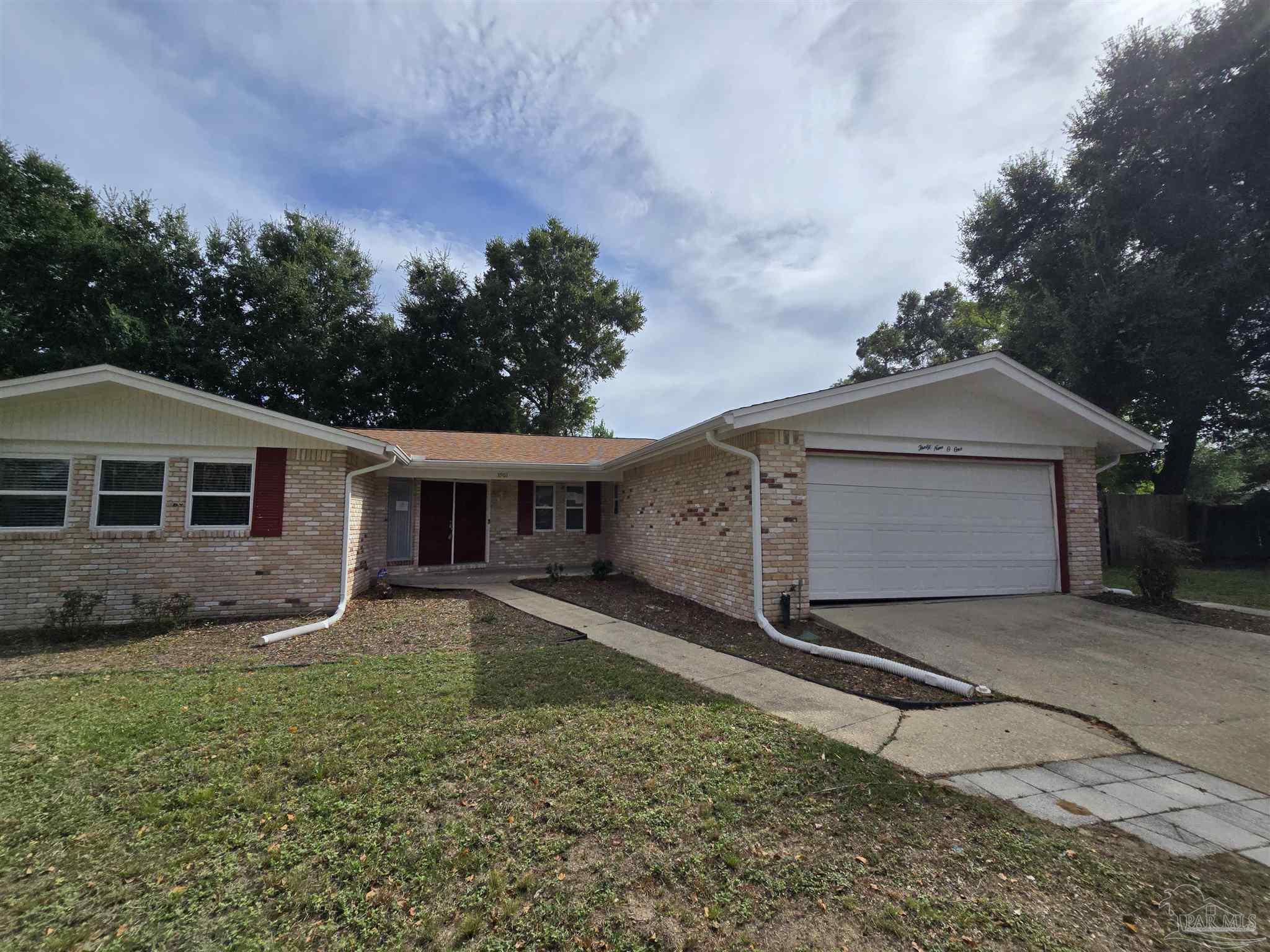 3901 Croydon Road Pensacola, FL 32514 - Photo 2 of 20