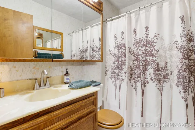 $365,000 | 1882 Dillingham Drive, Allegan, MI 49010