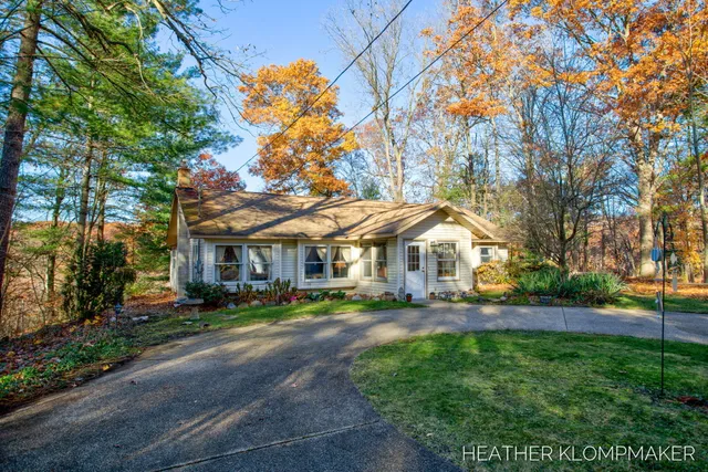 $365,000 | 1882 Dillingham Drive, Allegan, MI 49010