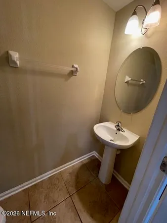 $1,995 | 4199 Highwood Drive, Jacksonville, FL 32216