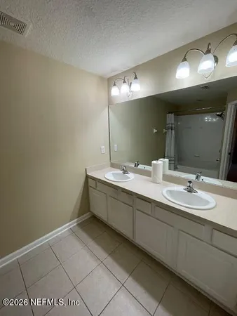 $1,995 | 4199 Highwood Drive, Jacksonville, FL 32216