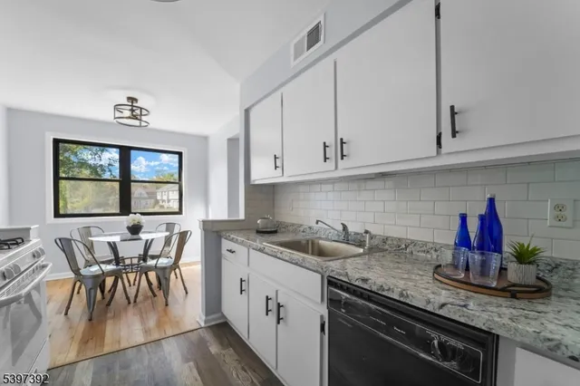 $1,900 | 1300 Rock Avenue, Unit 4, Plainfield, NJ 07060