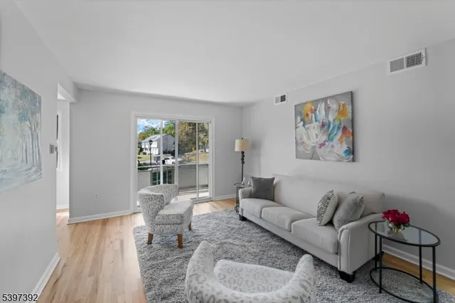 $1,900 | 1300 Rock Avenue, Unit 4, Plainfield, NJ 07060