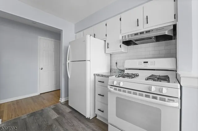 $1,900 | 1300 Rock Avenue, Unit 4, Plainfield, NJ 07060