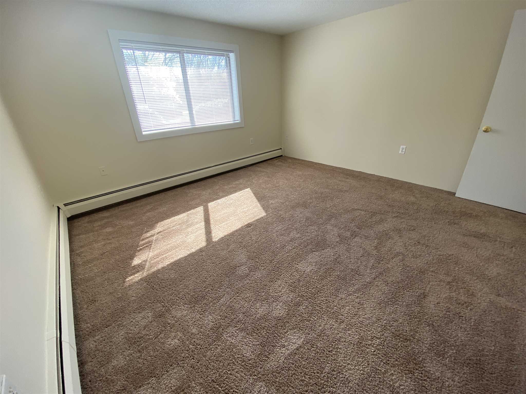 29 Capron Road, Unit 57 Milford, NH 03055 - Photo 23 of 40