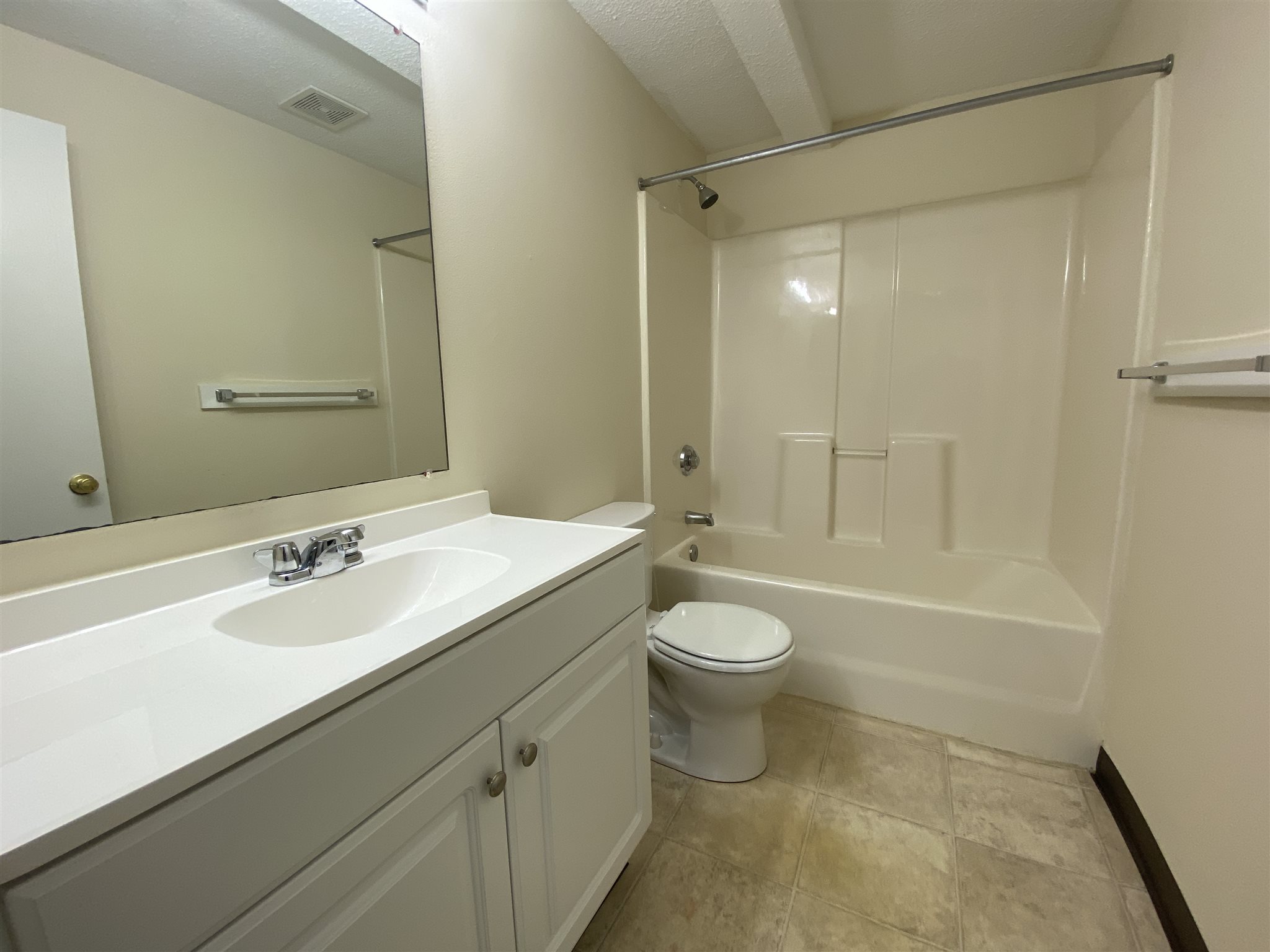 29 Capron Road, Unit 57 Milford, NH 03055 - Photo 27 of 40