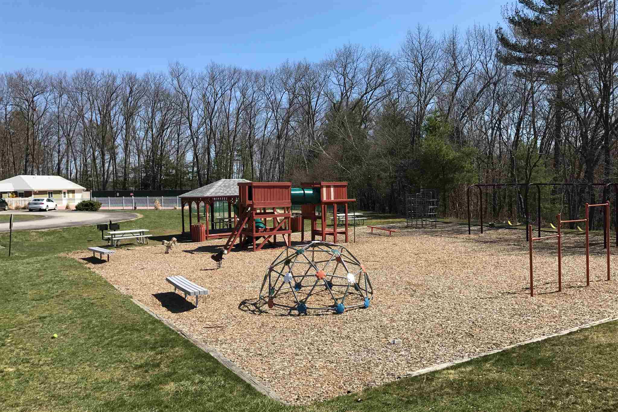 29 Capron Road, Unit 57 Milford, NH 03055 - Photo 31 of 40