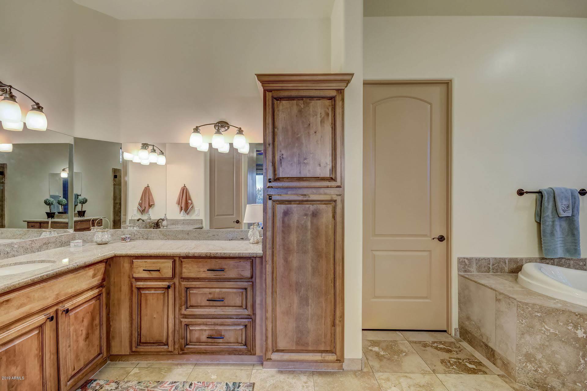 17530 East Whitethorn Drive Rio Verde, AZ 85263 - Photo 17 of 38 31
