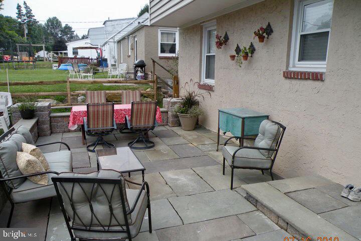 207 Rolling Road Broomall, PA 19008 - Photo 34 of 36