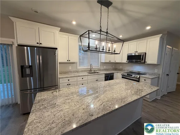 $2,600 | 7120 Suter Road, Coopersburg, PA 18036