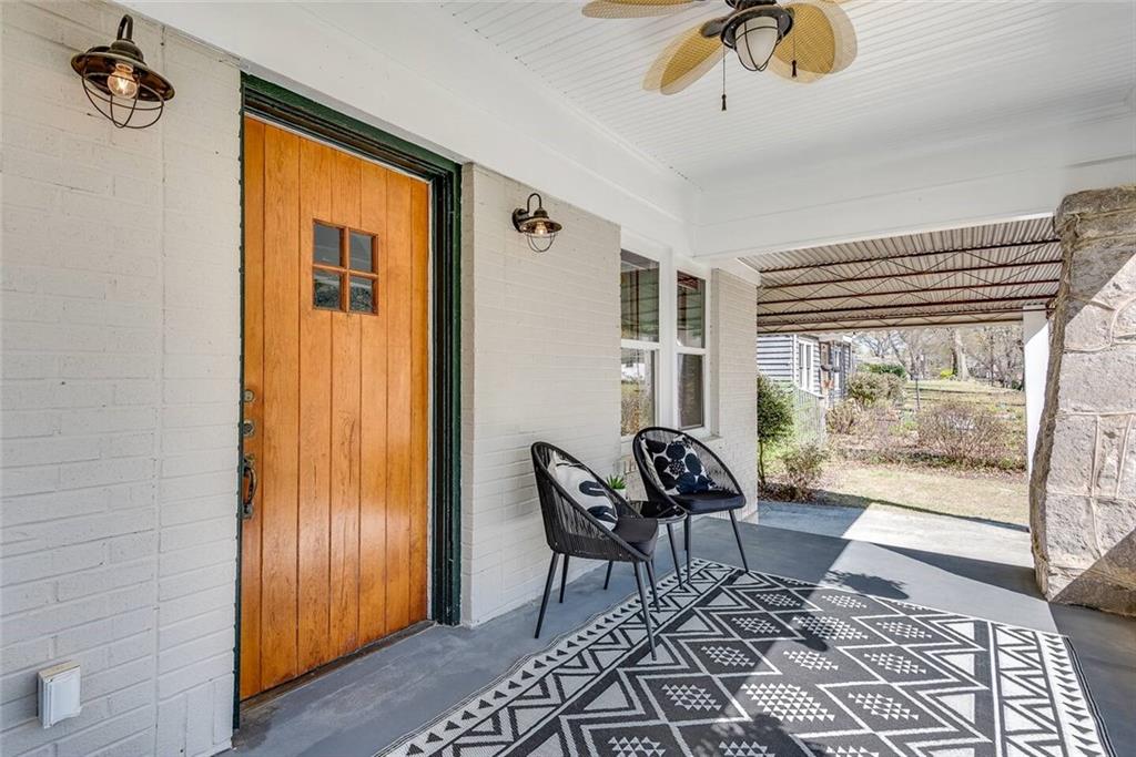 3353 Myrtle Street Hapeville, GA 30354 - Photo 2 of 22 a living room with furniture and a window