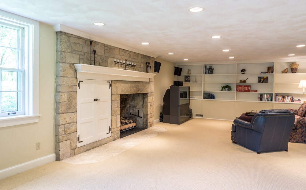 3624 Brookview Road Rockford, IL 61107 - Photo 19 of 25 a living room with furniture and a fireplace