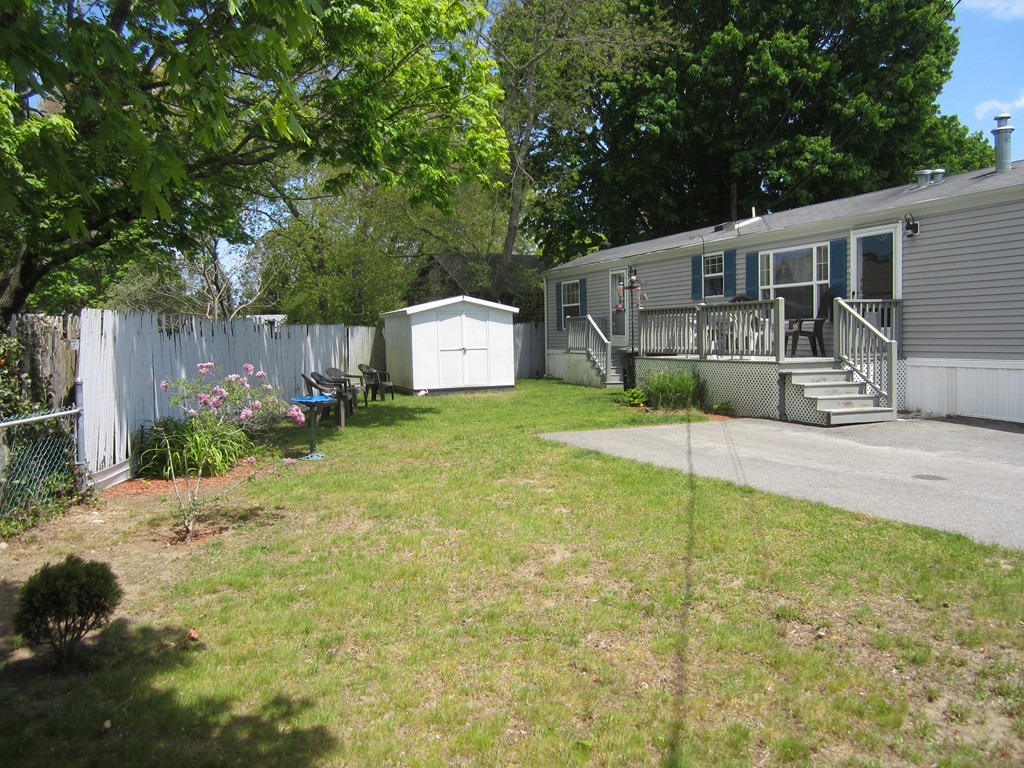 8 Swifts Beach Road, Unit 2 Wareham, MA 02571 - Photo 5 of 32 Gallery Image 5