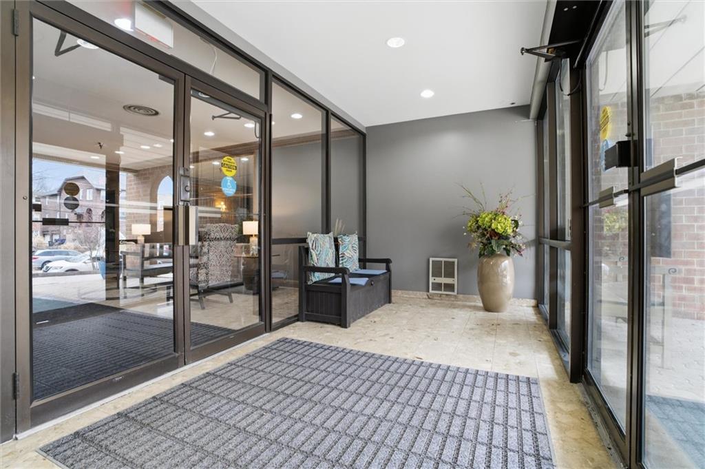 5715 Beacon Street, Unit 107 Pittsburgh, PA 15217 - Photo 3 of 50