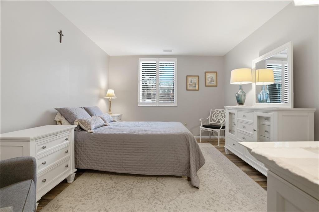 5715 Beacon Street, Unit 107 Pittsburgh, PA 15217 - Photo 31 of 50