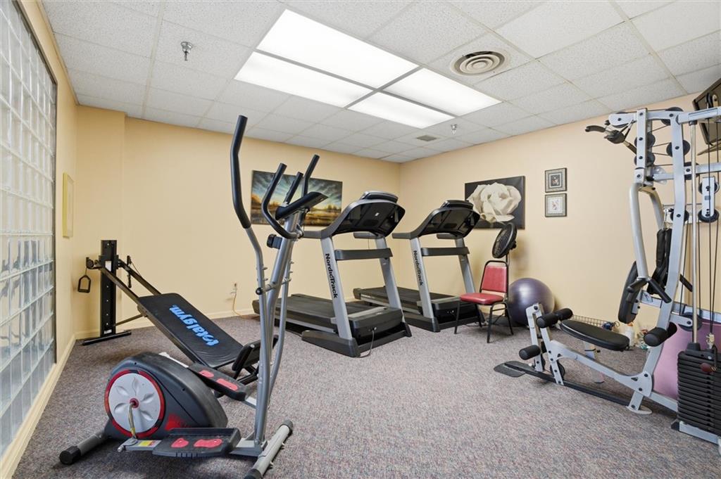 5715 Beacon Street, Unit 107 Pittsburgh, PA 15217 - Photo 42 of 50