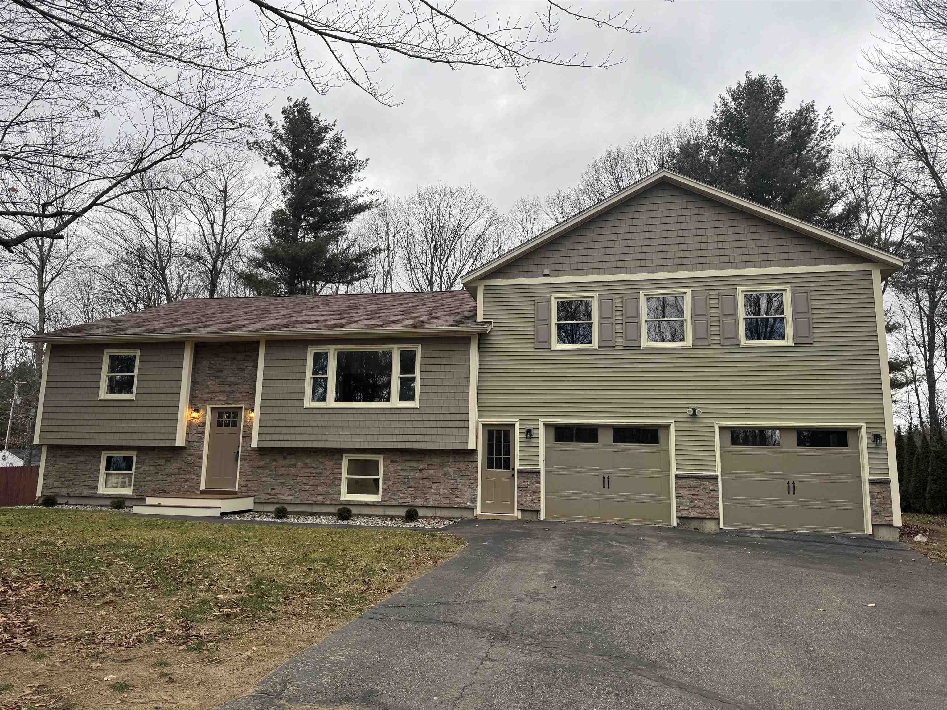 6 Deer Run Milton, VT 05468 - Photo 1 of 59 Gallery Image 1
