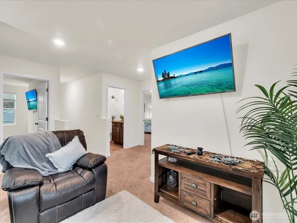 $620,000 | 6412 121st Avenue East, Puyallup, WA 98372