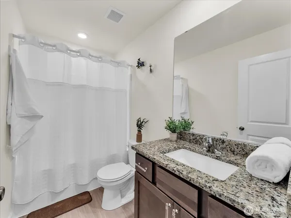 $620,000 | 6412 121st Avenue East, Puyallup, WA 98372