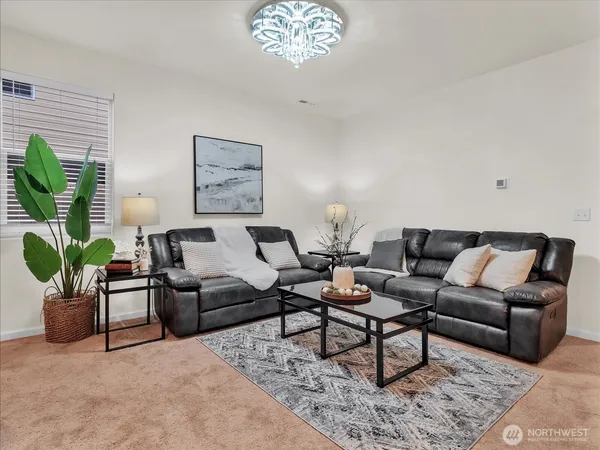 $620,000 | 6412 121st Avenue East, Puyallup, WA 98372