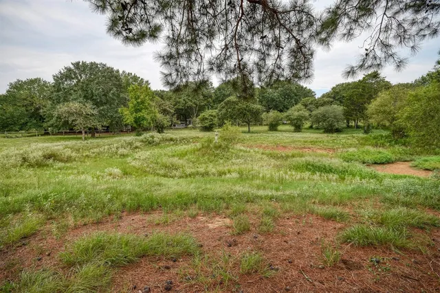 a view of an outdoor space with a lake view