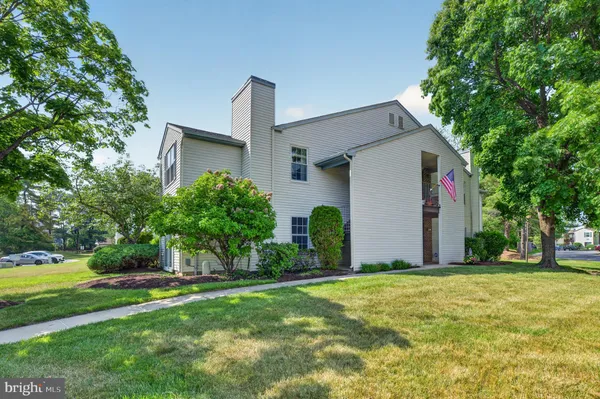 $250,000 | 10 Village Court, Mount Laurel, NJ 08054